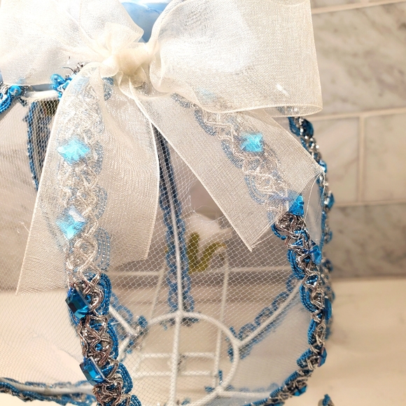 Cinderella Carriage Wire Decoration Party White LAST ONE AVAILABLE - Picture 7 of 8